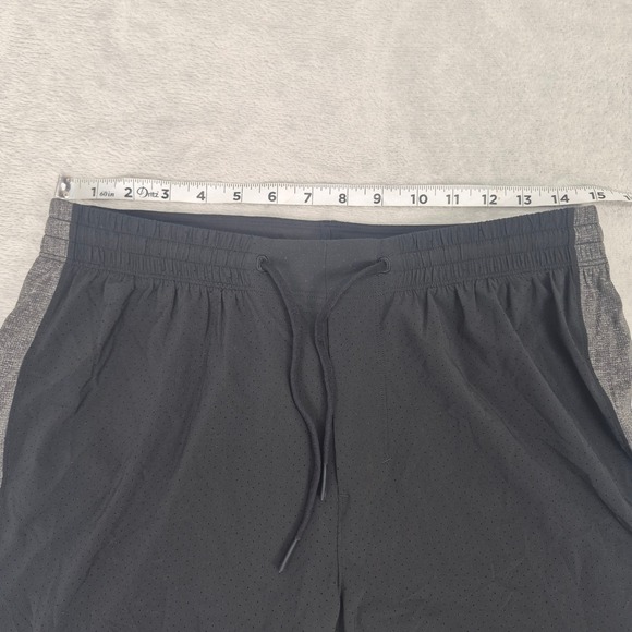 Lululemon License to Train Lined Short 7" Mens M Black Grey LM7B75S Lightweight - Picture 4 of 8